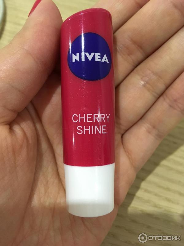 Бальзамы для губ Nivea фото