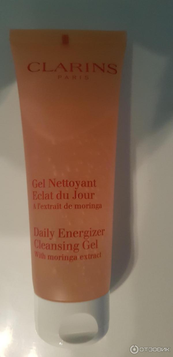 Очищающий гель Clarins Gel Nettoyant Eclat du Jour придающий сияние коже фото