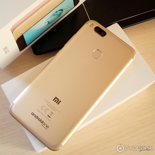 Смартфон Xiaomi MI A1 фото