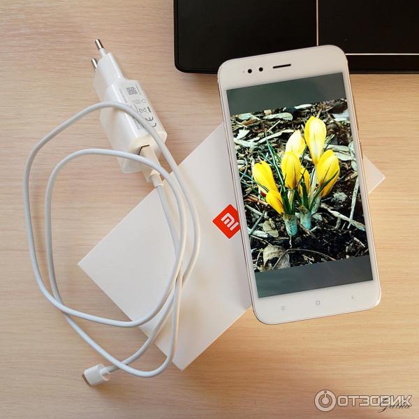 Смартфон Xiaomi MI A1 фото