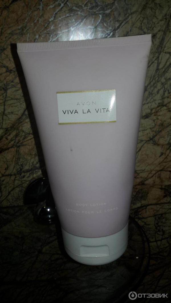 Лосьон для тела Avon Viva la Vita фото