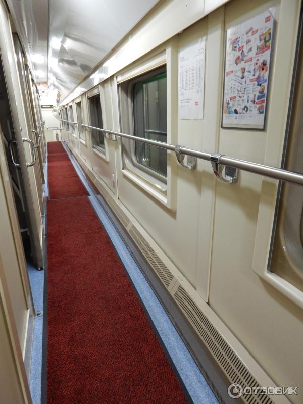 Блогер тайком снял, как переодевается в поезде попутчица из ХМАО. Теперь он в центре скандала