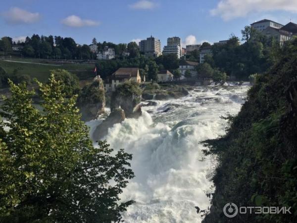 Рейнский водопад (Швейцария) фото