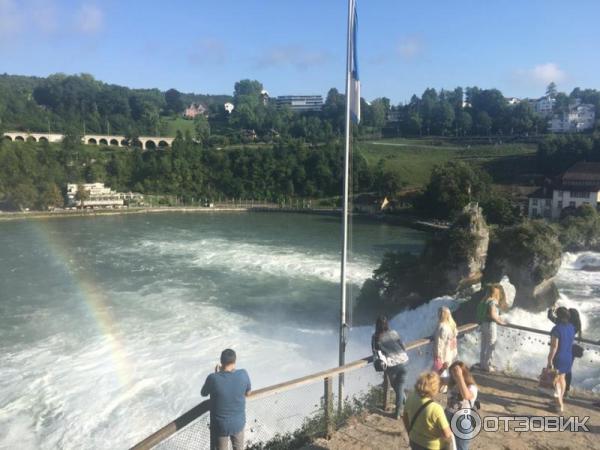 Рейнский водопад (Швейцария) фото