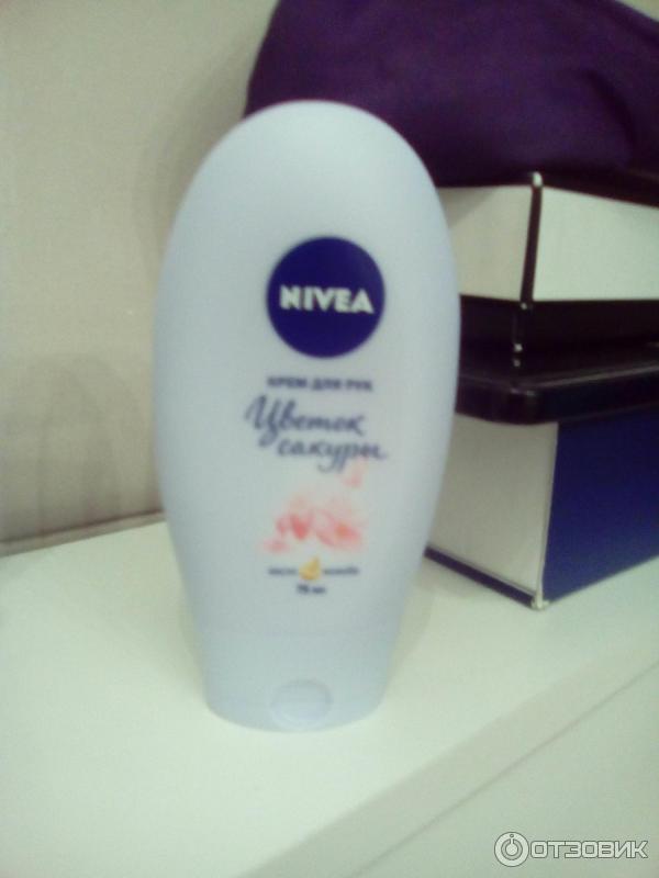 Крем для рук Nivea Цветок сакуры фото