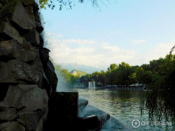 Центральный парк культуры и отдыха им. М. Горького (Казахстан, Алматы) фото