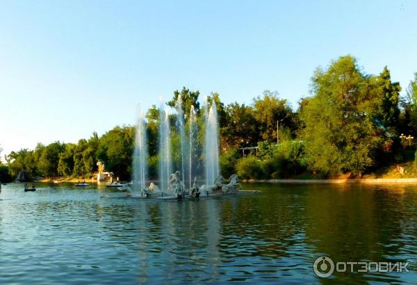 Центральный парк культуры и отдыха им. М. Горького (Казахстан, Алматы) фото