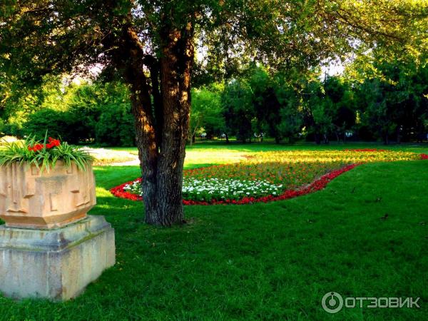 Центральный парк культуры и отдыха им. М. Горького (Казахстан, Алматы) фото