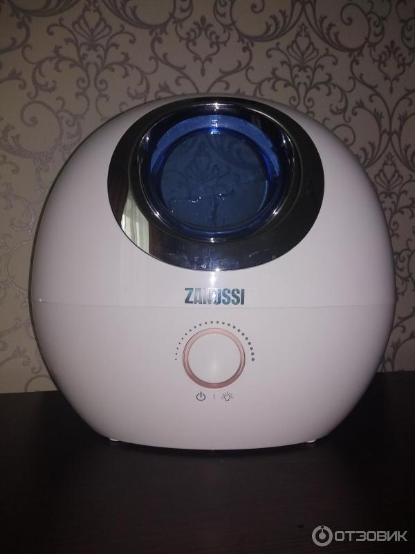 Увлажнитель воздуха Zanussi ZH 3 Pebble фото