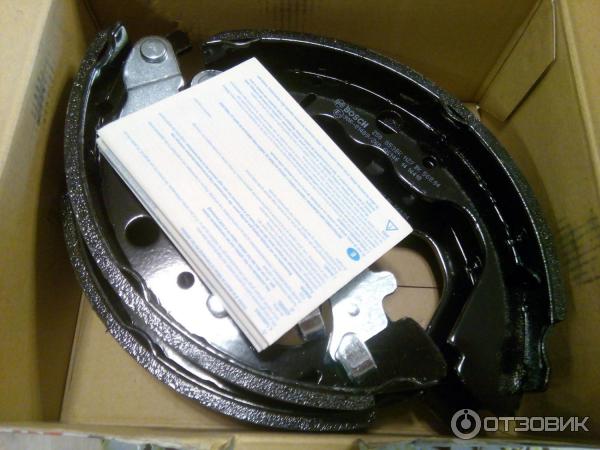 Тормозные колодки Bosch фото