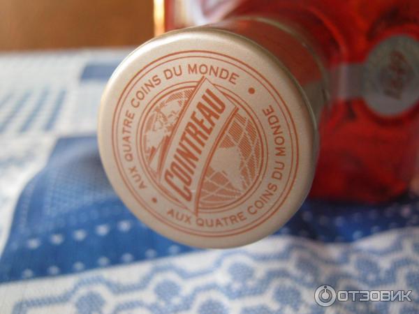 Ликер десертный Cointreau Blood Orange (Франция) фото