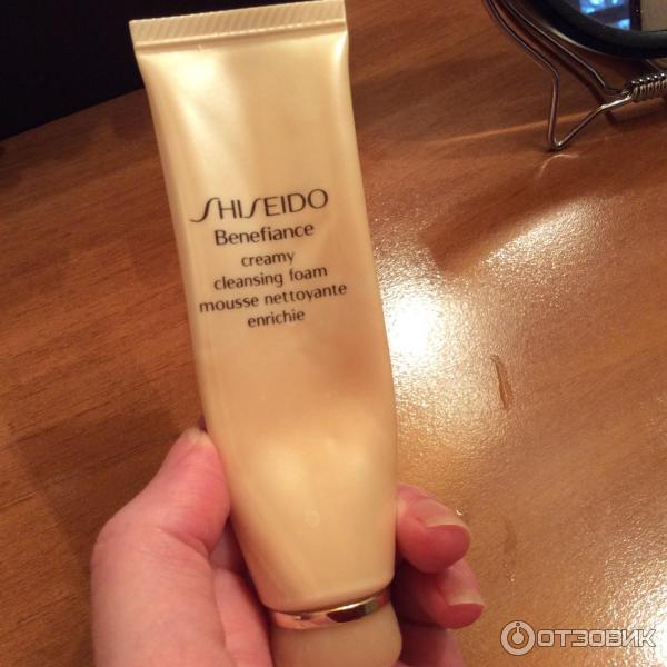 Очищающий мусс Shiseido Benefiance Cleansing foam mousse nettoyante enrichie фото