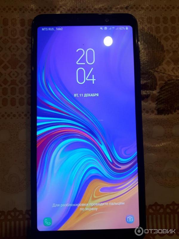 Смартфон Samsung Galaxy A7 2018 фото