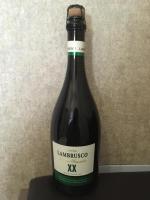 Винный напиток газированный Вагрус, LAMBRUSCO BIANCO белое полусладкое фото