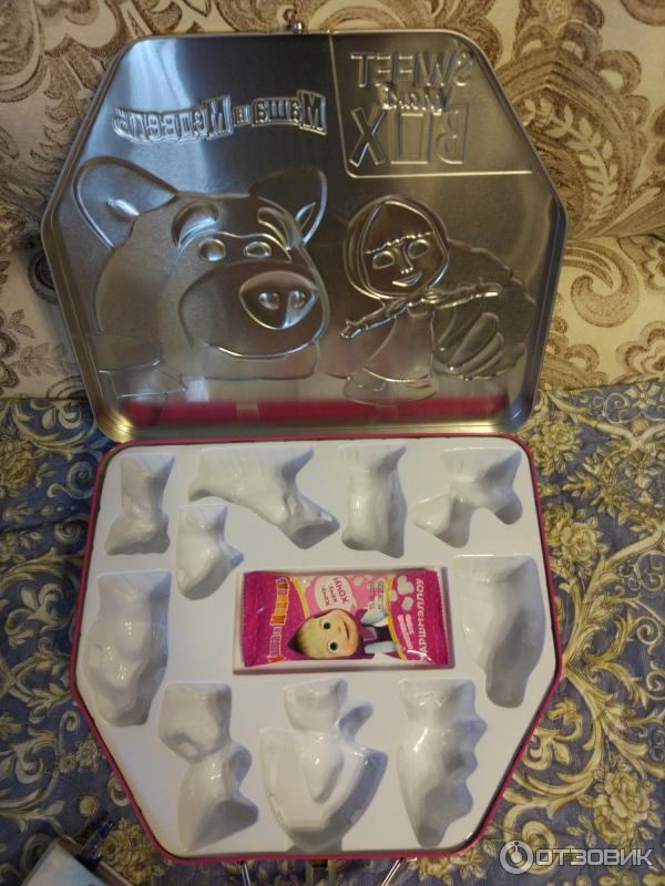 Набор sweet box maxi в чемодане фото