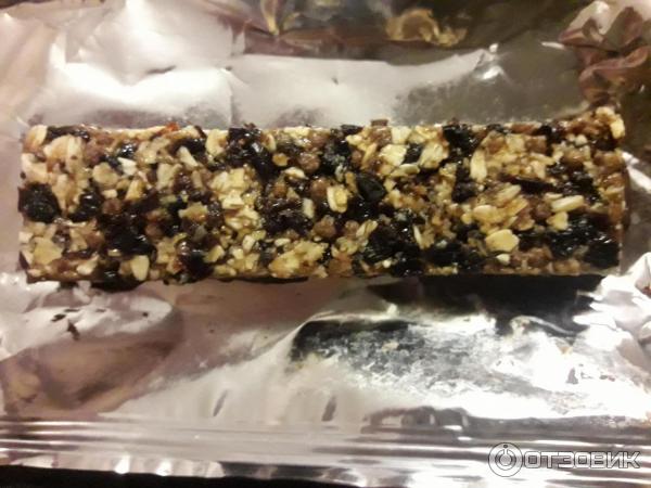 Натуральный фруктовый батончик Лопутоп фото