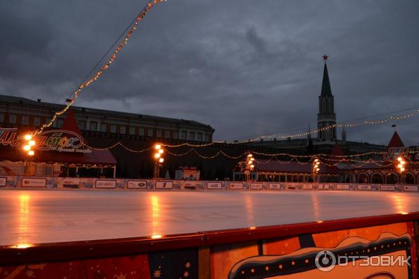 ГУМ-ярмарка на Красной площади (Россия, Москва) фото