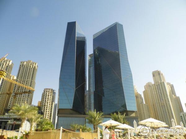 Пляж Dubai Marina beach (ОАЭ, Дубай) фото