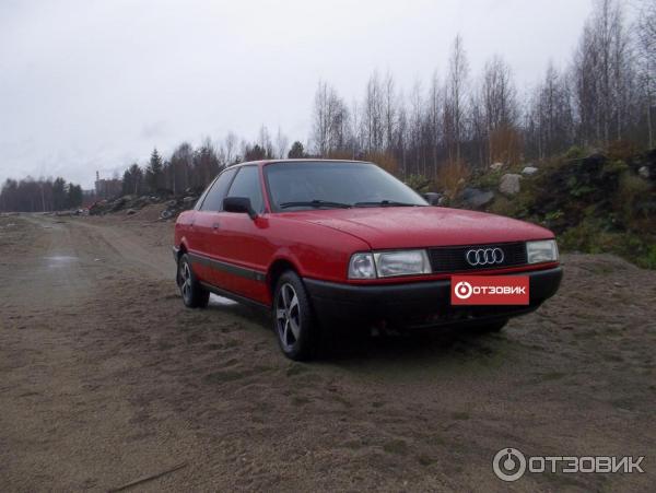 Автомобиль Audi 80 B3 седан