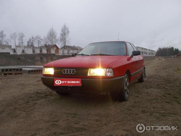 Автомобиль Audi 80 B3 седан